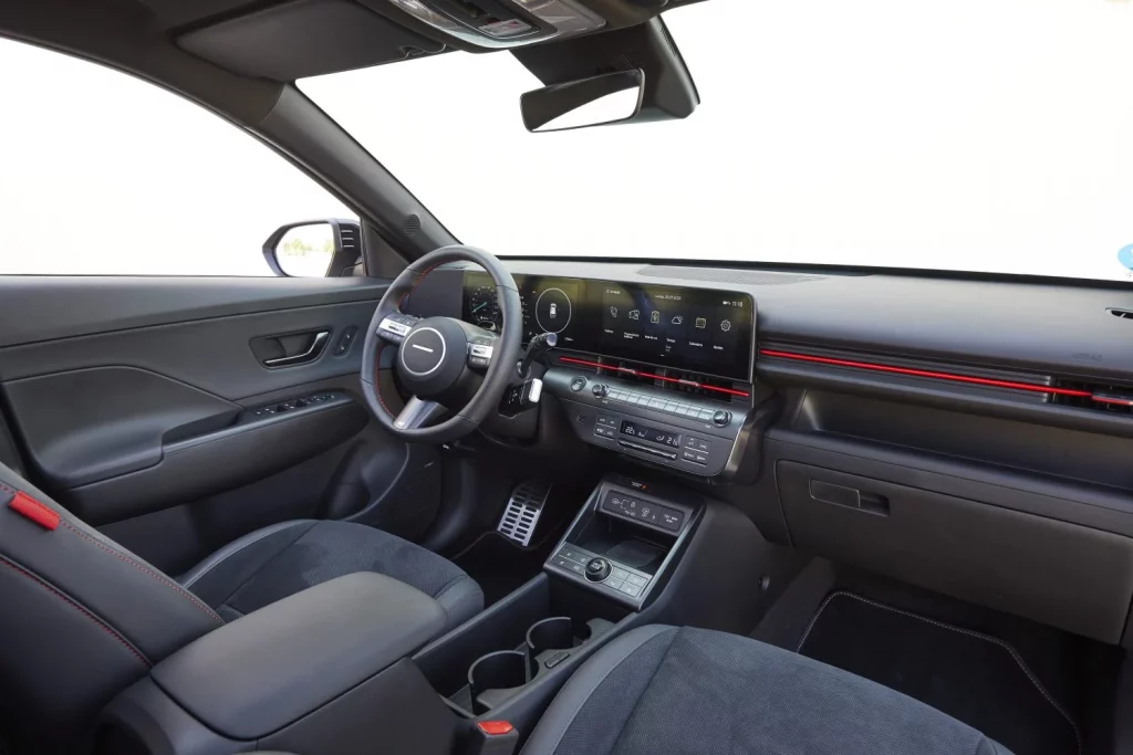 Hyundai Kona 2025: Nueva gama, mejor... en casi todo 2 Motor16 hyundai nuevo kona 0723 102 Motor16