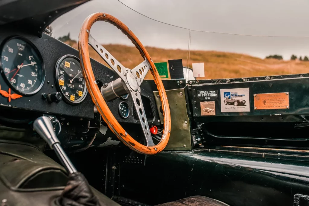 Uno de los escasos Jaguar D-Type originales sale a subasta. ¿Tienes seis o siete millones?