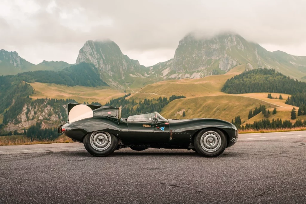 Uno de los escasos Jaguar D-Type originales sale a subasta. ¿Tienes seis o siete millones?