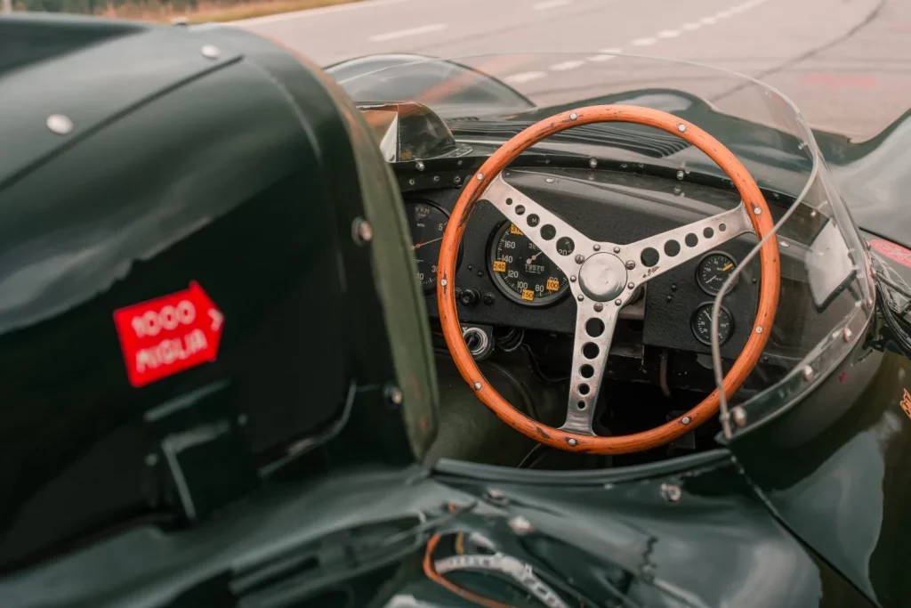 Uno de los escasos Jaguar D-Type originales sale a subasta. ¿Tienes seis o siete millones?