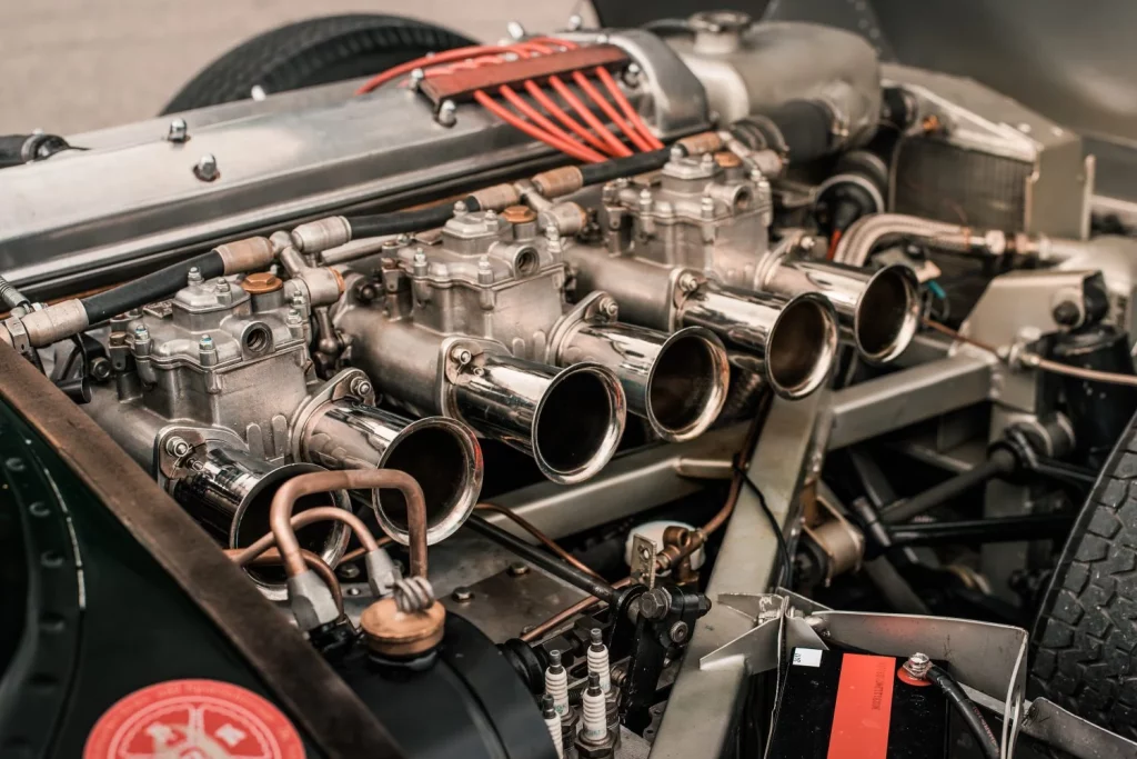 Uno de los escasos Jaguar D-Type originales sale a subasta. ¿Tienes seis o siete millones?