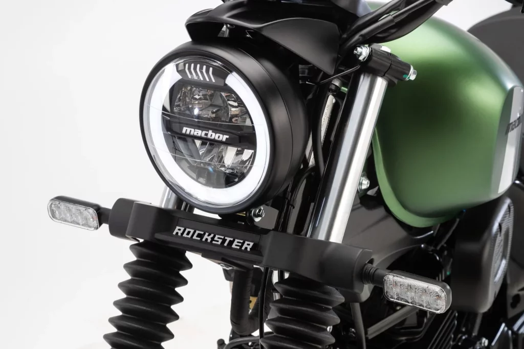 macbor rockster 125 evo detalles features new model 2025 5 1 Motor16
