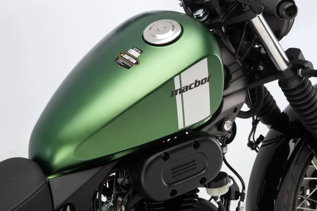 macbor rockster 125 evo detalles features new model 2025 6 1 Motor16