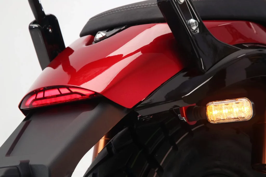 macbor rockster 125 evo detalles features new model 2025 8 Motor16