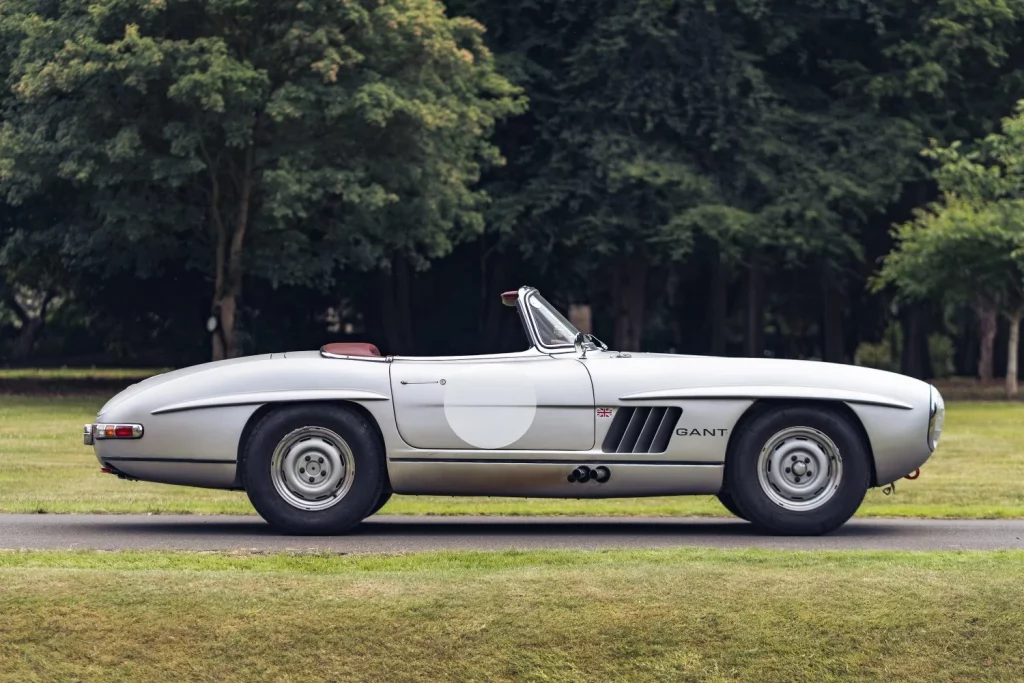 Este Mercedes 300 SL Roadster de 1963 busca nuevo propietario en subasta británica