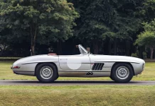Este Mercedes 300 SL Roadster de 1963 busca nuevo dueño
