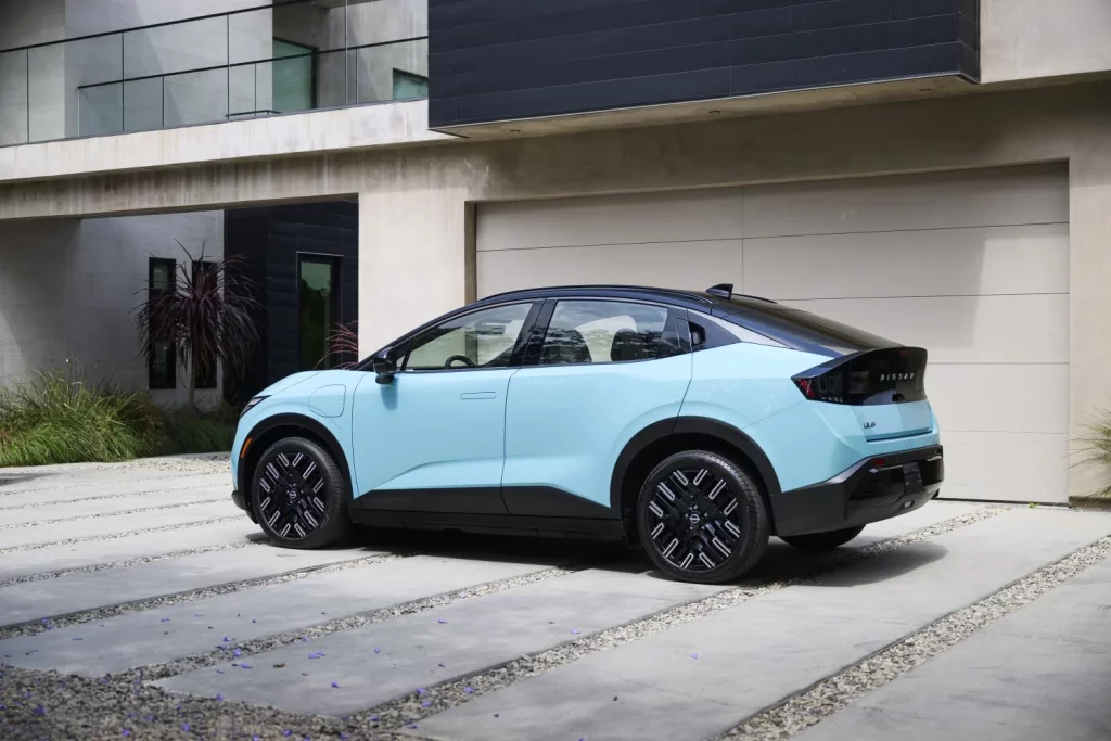 El auge del marketplace: Nissan, Tesla, Jeep y otros fabricantes copian el modelo de negocio de Amazon 1 Motor16 Marketplace de Nissan para el Ariya