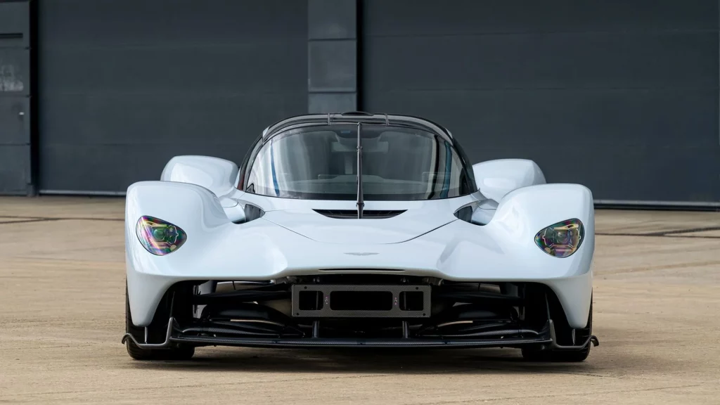 Daniel Ricciardo se gastó 162.755 en opciones para este Aston Martin Valkyrie que ahora puede ser tuyo 14 Motor16 2023 aston martin valkyrie ricciardo 3 Motor16