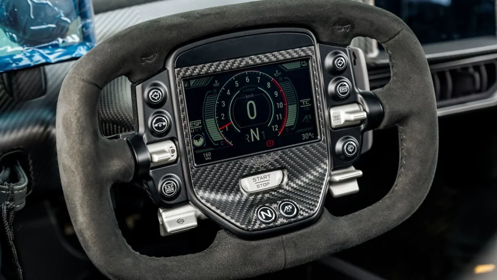 Daniel Ricciardo se gastó 162.755 en opciones para este Aston Martin Valkyrie que ahora puede ser tuyo 43 Motor16 2023 aston martin valkyrie ricciardo 38 Motor16