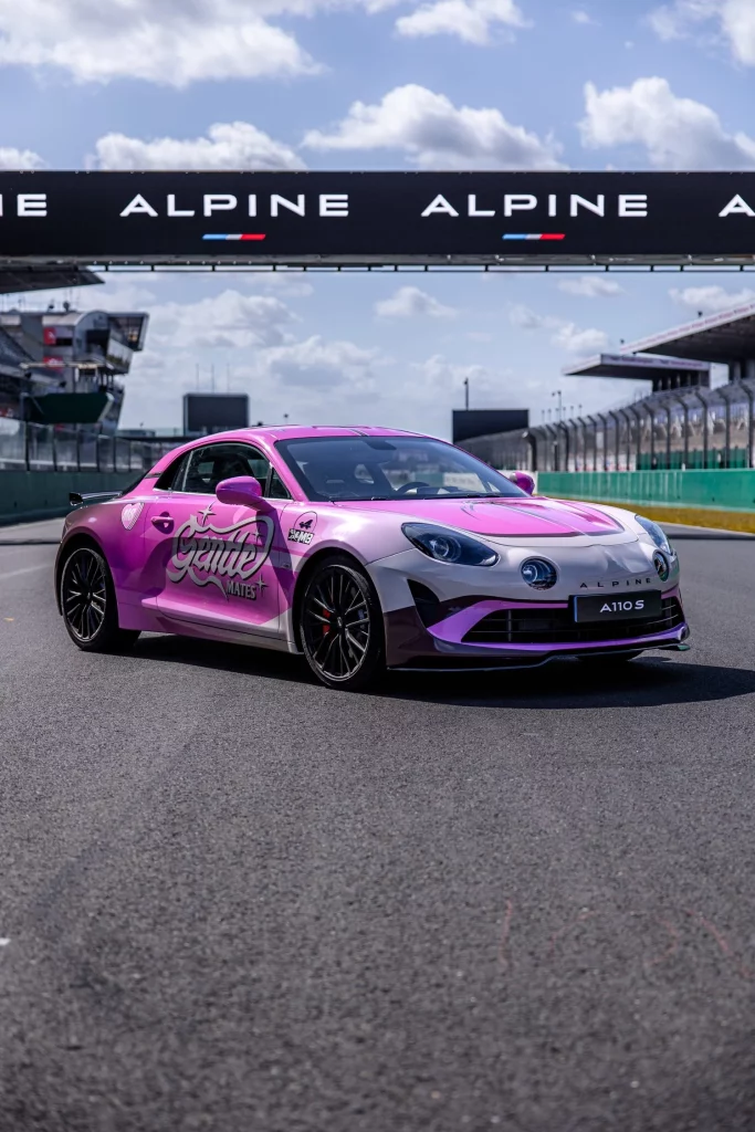 Alpine se inspira en los eSports para crear la decoración de este sorprendente A110 14 Motor16 2025 Alpine A110 GTS X Gentle Mates 12 Motor16
