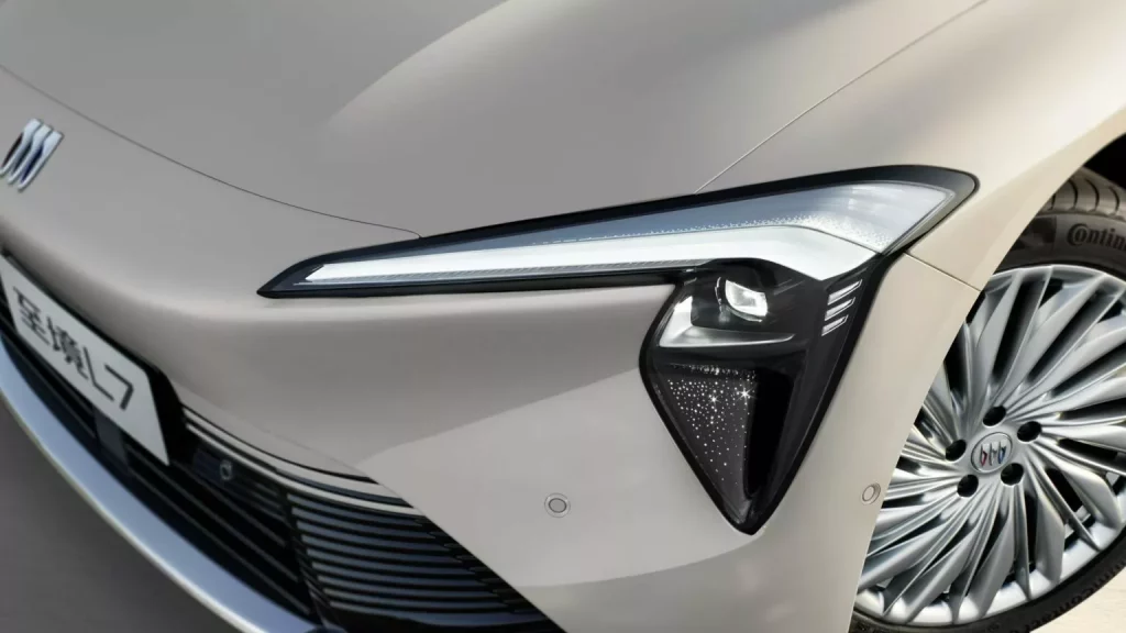 Electra L7: La berlina electrificada con la que Buick quiere conquistar China 17 Motor16 2025 Buick Electra L7 China 7 Motor16