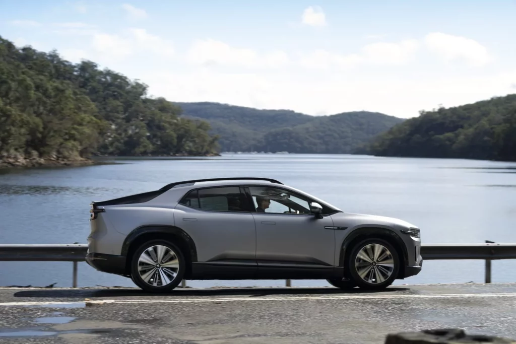 2025 Deepal E07 Multitruck 20 Motor16