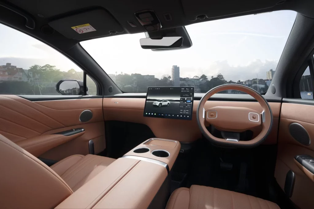 2025 Deepal E07 Multitruck. Imagen interior.