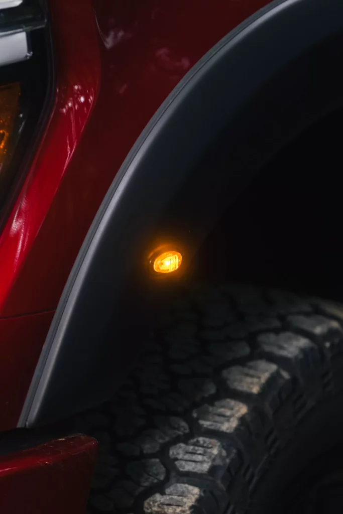 El Ford F-150 se convierte en una máquina de devorar caminos gracias a Roush 15 Motor16 2025 Ford F 150 Roush RT6 1 Motor16