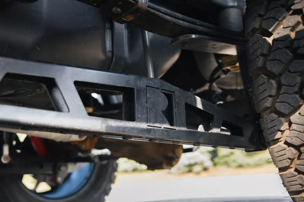 El Ford F-150 se convierte en una máquina de devorar caminos gracias a Roush 23 Motor16 2025 Ford F 150 Roush RT6 11 Motor16