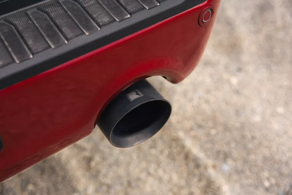 El Ford F-150 se convierte en una máquina de devorar caminos gracias a Roush 20 Motor16 2025 Ford F 150 Roush RT6 12 Motor16