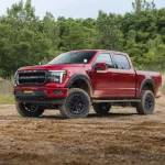 El Ford F-150 se convierte en una máquina de devorar caminos gracias a Roush