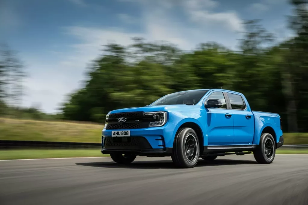 2025 Ford Ranger MS-RT PHEV. Imagen movimiento.