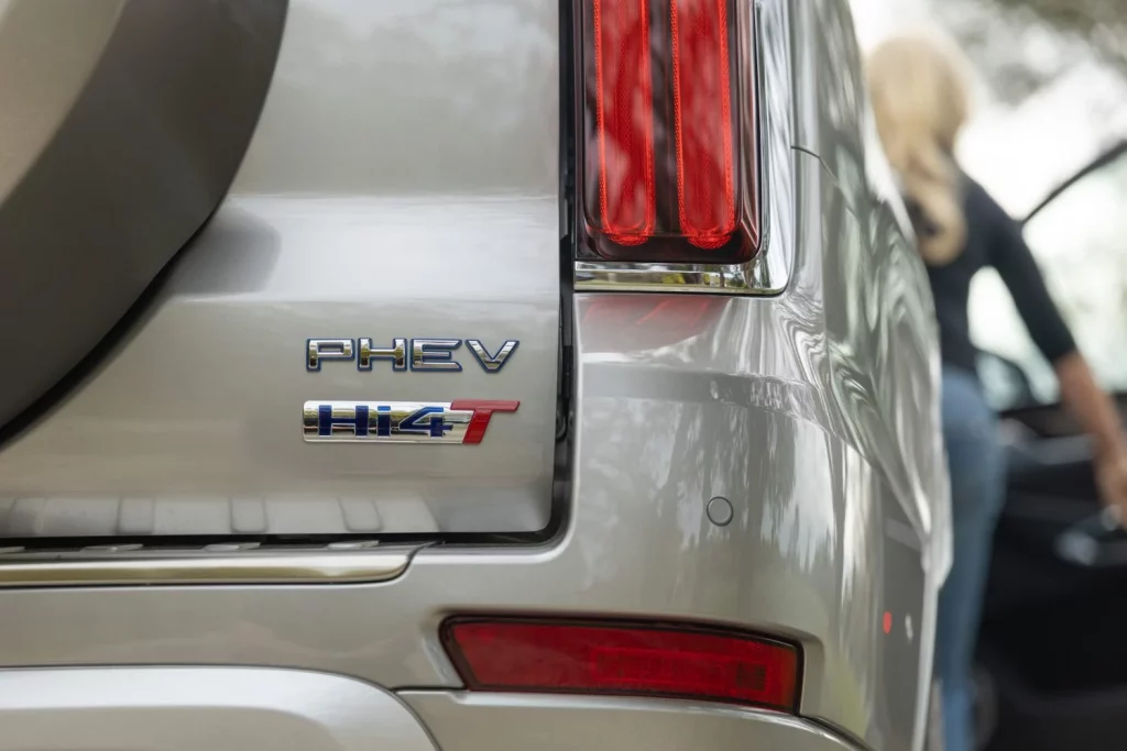 El inmenso GWM Tank 500 estrena una poderosa y eficiente mecánica PHEV 3 Motor16 2025 GWM Tank 500 Hi4-T PHEV. Imagen detalle.