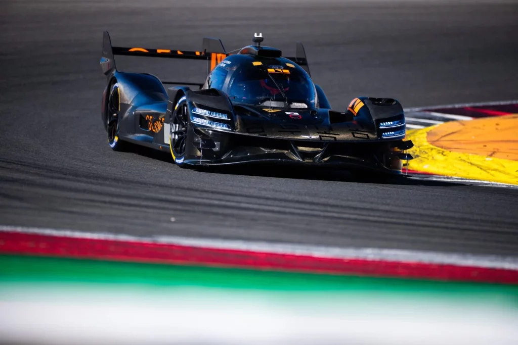 2025 Genesis GMR-001. Test Portimao. Imagen circuito.