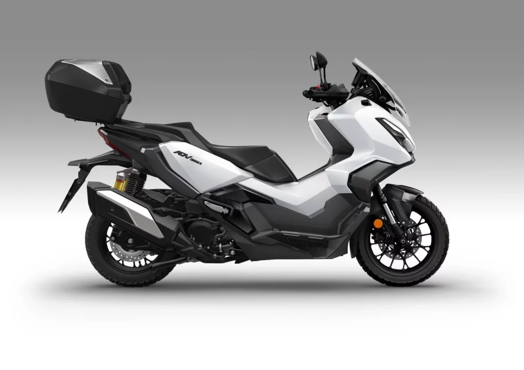 2025 Honda ADV350 9 Motor16