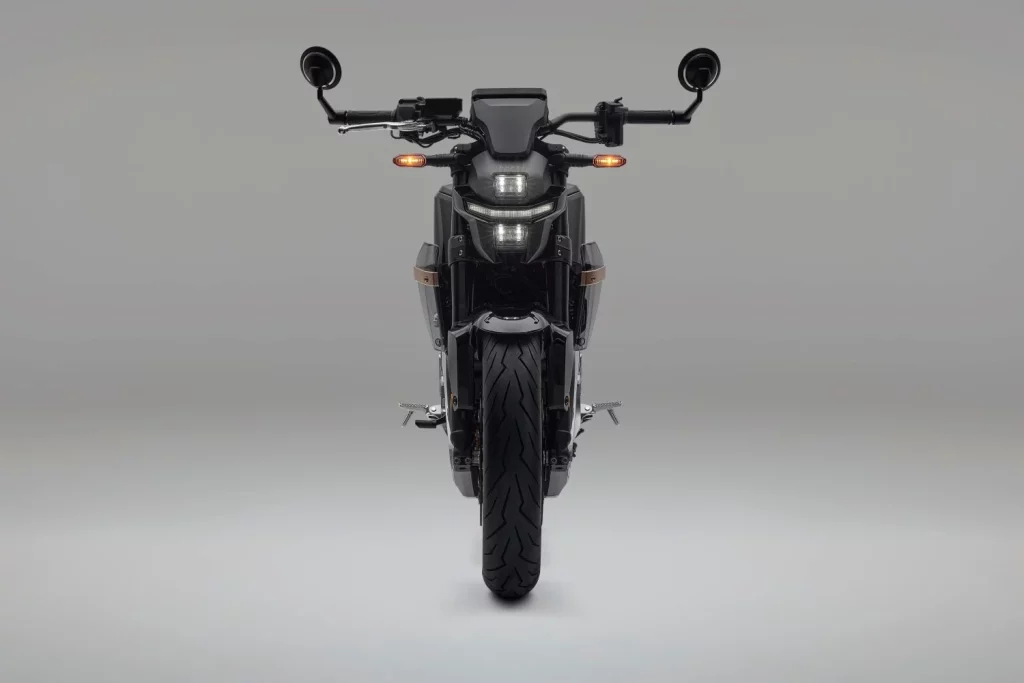 2025 Honda wn7 naked ev 10 Motor16