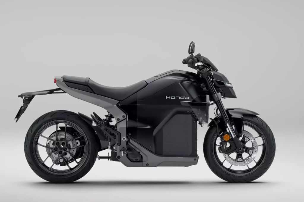 2025 Honda wn7 naked ev 30 Motor16