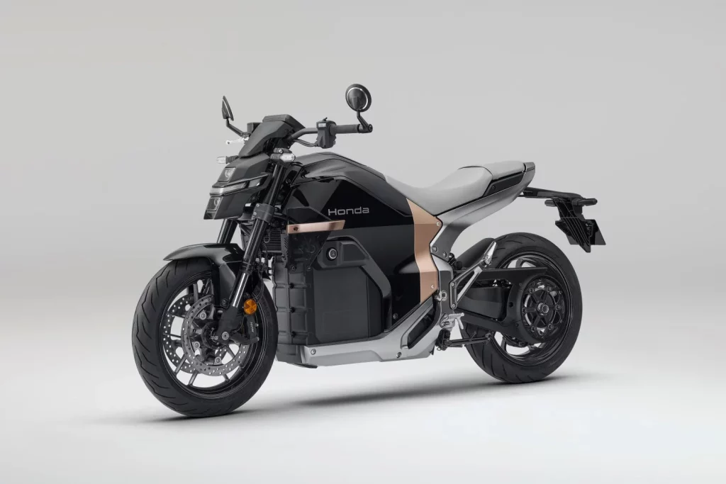 2025 Honda wn7 naked ev 4 Motor16