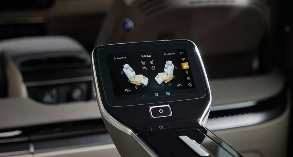 2025 Kia Canival Hi Limousine 11 Motor16