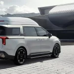 Este es el Kia Carnival que deja a la altura del betún al exclusivo Kia K9
