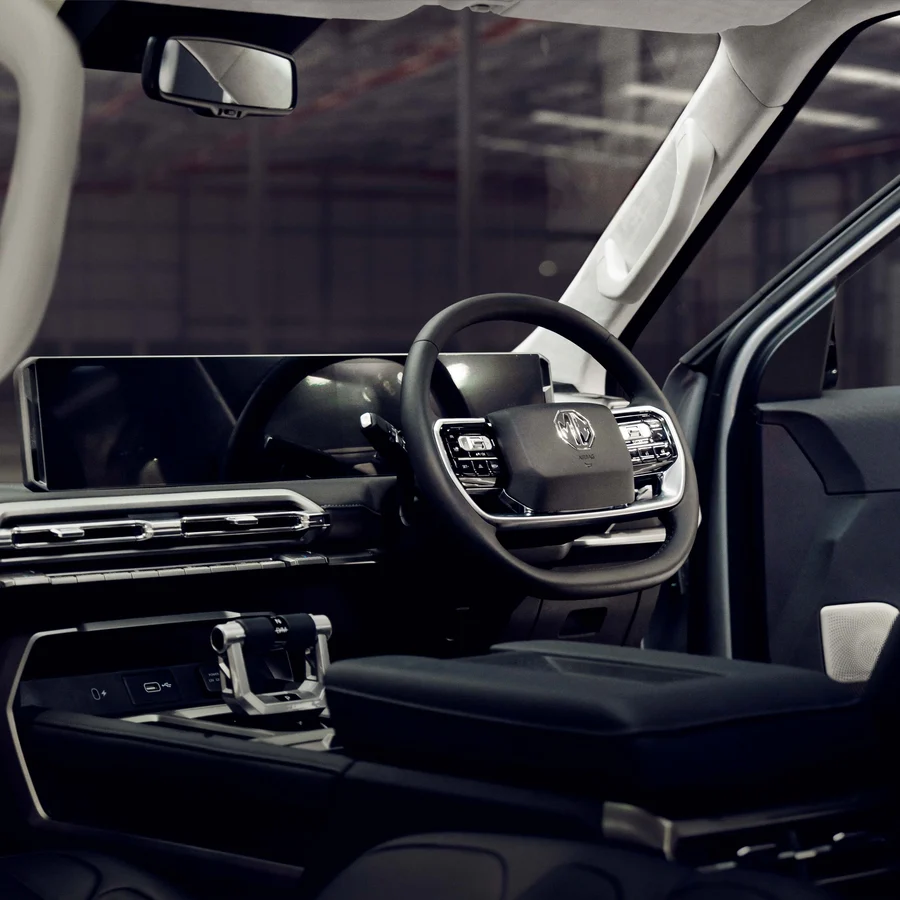 MG U9: El pick-up con el que quieren disparar a Ranger, Hilux y Amarok 2 Motor16 2025 MG U9. Imagen interior.