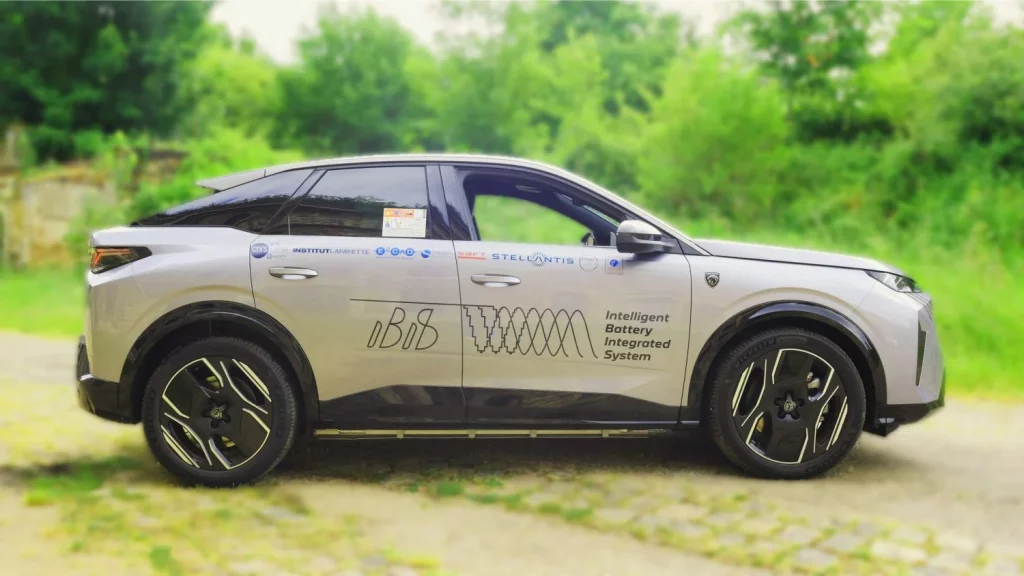 2025 Peugeot e 3008 Stellantis IBIS 1 Motor16