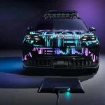 El nuevo Porsche Cayenne Electric se carga como tu teléfono móvil… sin mancharte las manos