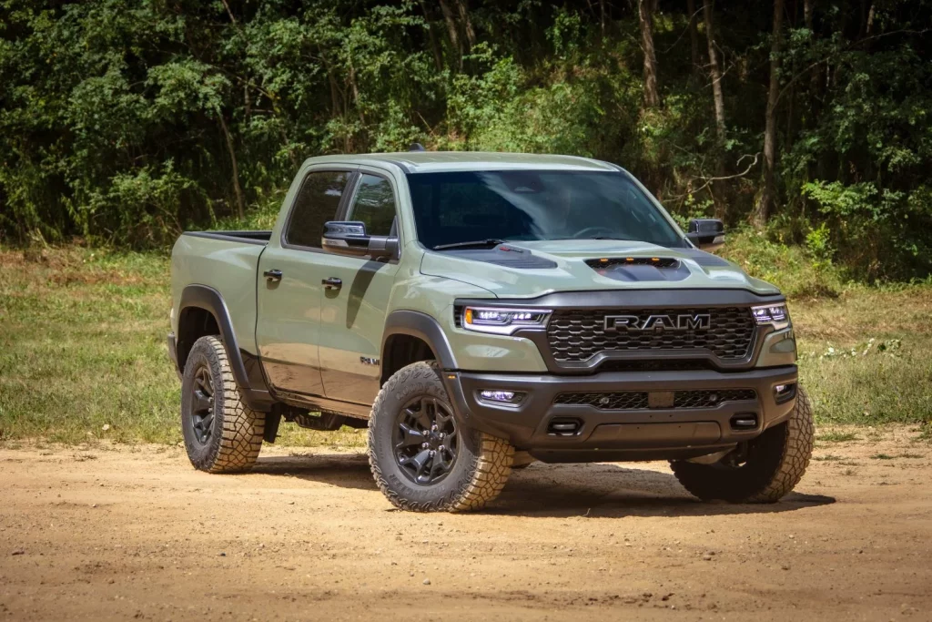 El impresionante RAM 1500 RHO sube el volumen gracias a MagnaFlow 4 Motor16 2025 RAM 1500 RHO MagnaFlow 1 Motor16