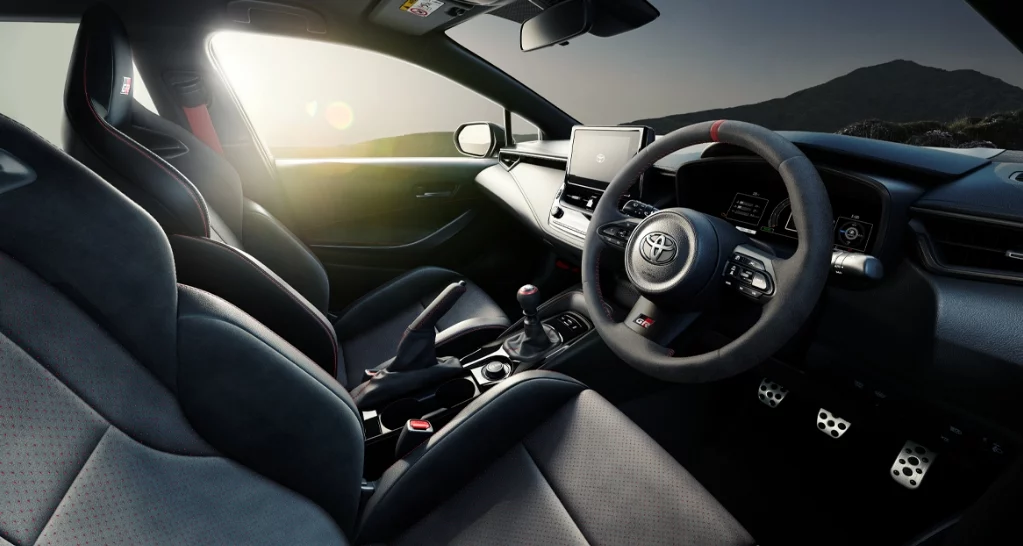 2025 Toyota GR Corolla 8 Motor16