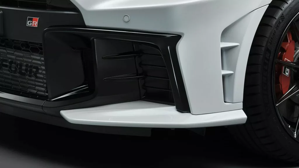 2025 Toyota GR Yaris Aero Performance Package 10 Motor16
