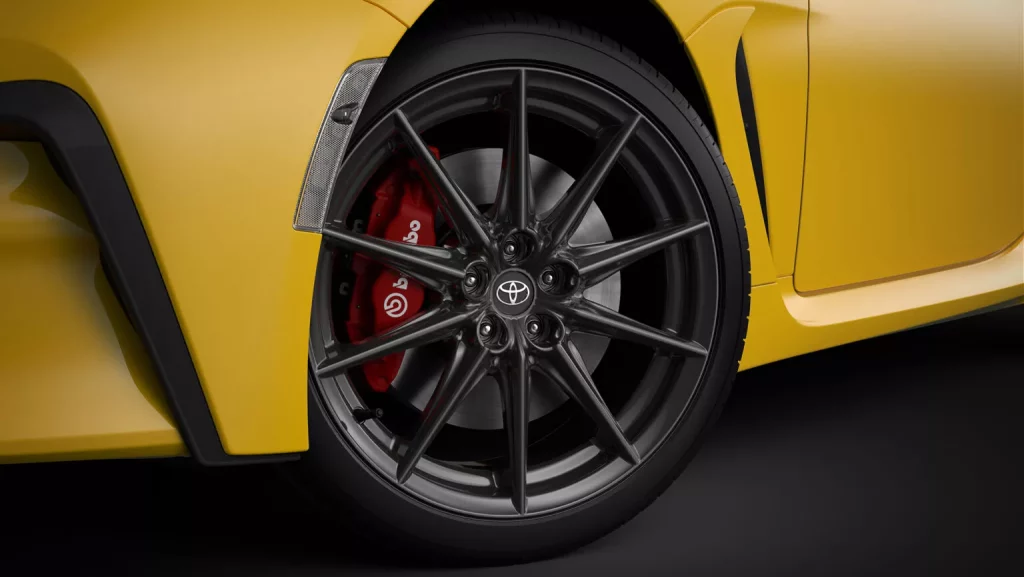 2025 Toyota GR86 Yellow Limited 14 Motor16