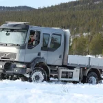 Volvo tiene un camión indestructible y capaz de llevarte al fin del mundo: El FL 4×4