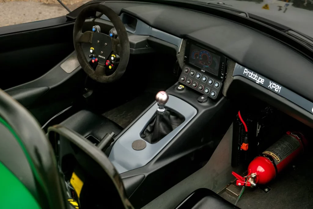 2025 Zenos E10 RZ. Imagen interior.