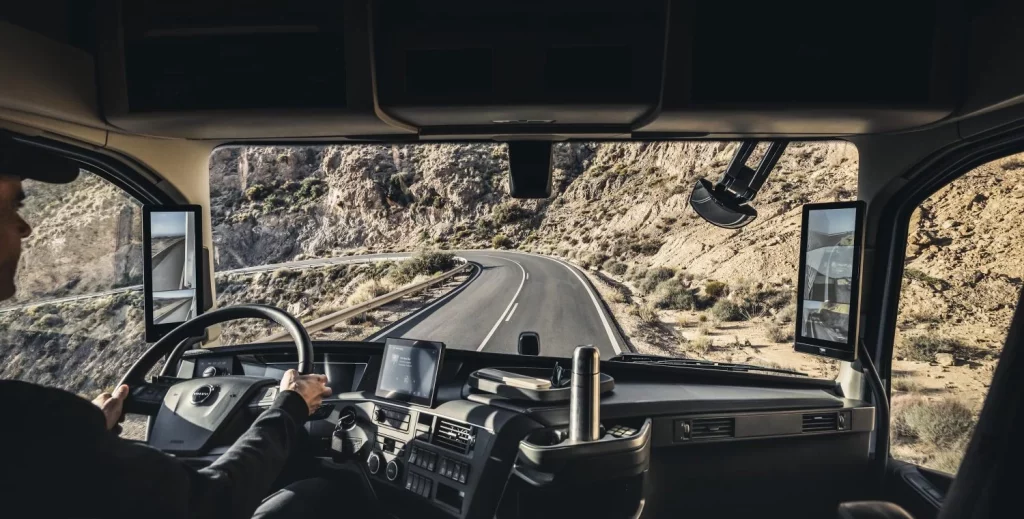 2025 volvo truck driver alert support 5 Motor16