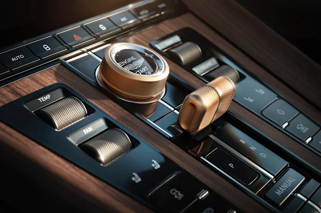 60 aniversaro del Aston Martin Volante 10 Motor16