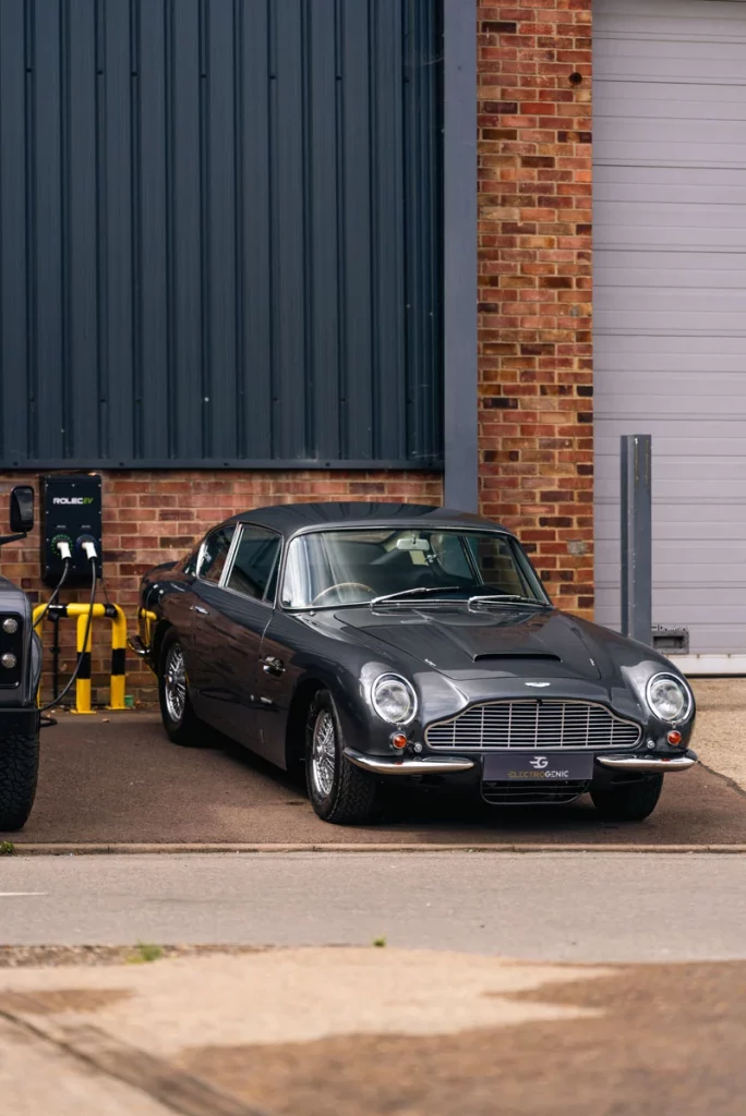 Electrogenic transforma el icónico Aston Martin DB6 en un obra maestra eléctrica 37 Motor16 ASTON MARTIN DB6 ELECTROGENICS 11 Motor16