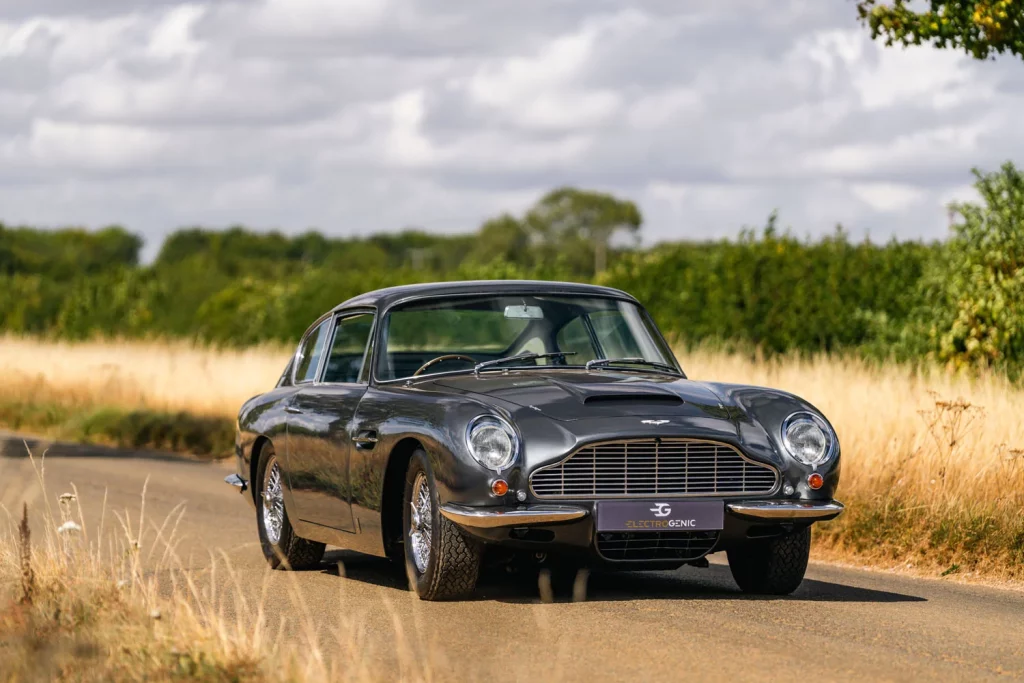 Electrogenic transforma el icónico Aston Martin DB6 en un obra maestra eléctrica 17 Motor16 ASTON MARTIN DB6 ELECTROGENICS 26 Motor16