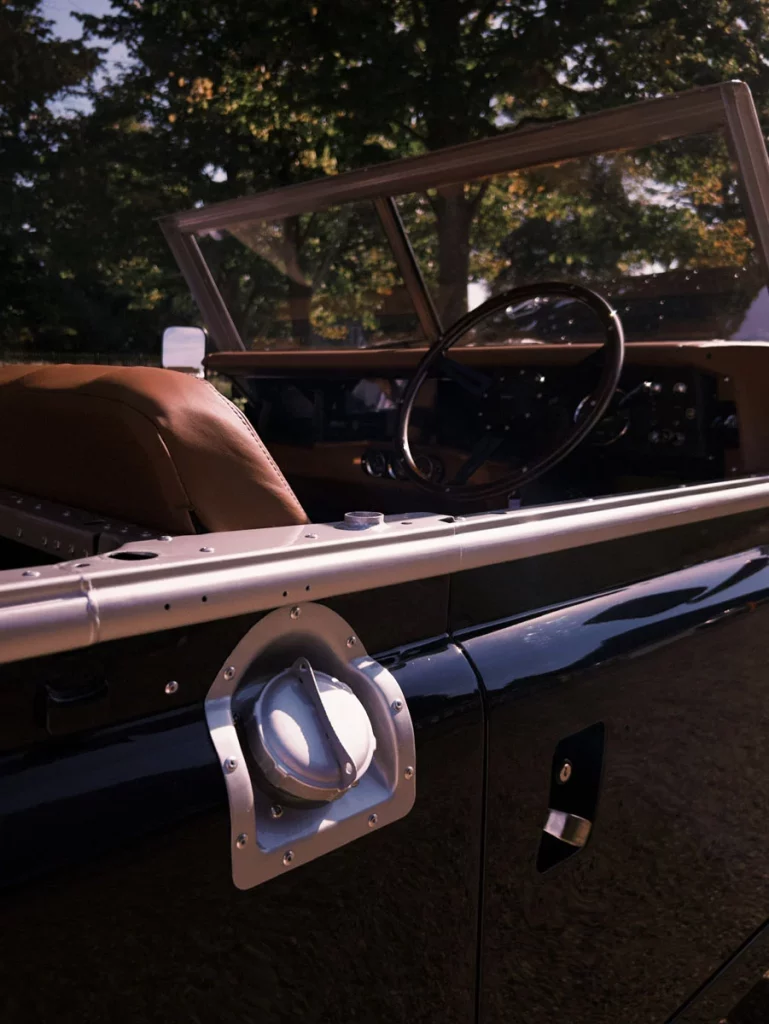 The Admiral, un Land Rover Defender de 1976 para el siglo XXI 38 Motor16 Admiral PR 34 Motor16