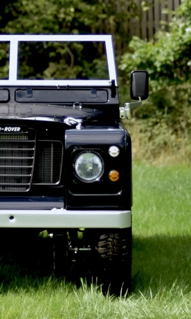 The Admiral, un Land Rover Defender de 1976 para el siglo XXI 8 Motor16 Admiral PR 4 Motor16