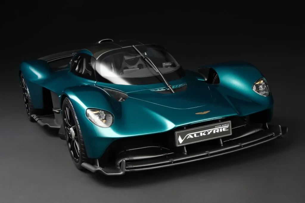 El Aston Martin Valkyrie se somete a la máquina reductora de Amalgam