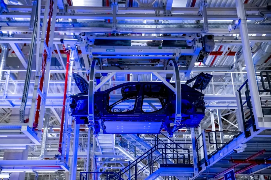 El nuevo BMW iX3 ya es una realidad que sale de la avanzada factoría de Debrecen 11 Motor16 BMW Group Plant Debrecen Assembly 11 Motor16