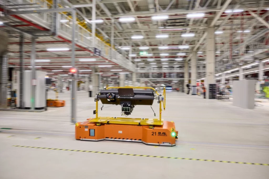 El nuevo BMW iX3 ya es una realidad que sale de la avanzada factoría de Debrecen 17 Motor16 BMW Group Plant Debrecen Assembly 22 Motor16
