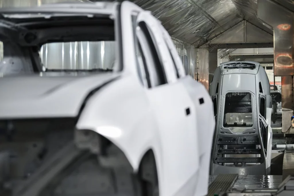 El nuevo BMW iX3 ya es una realidad que sale de la avanzada factoría de Debrecen 44 Motor16 BMW Group Plant Debrecen Paint Shop 24 Motor16