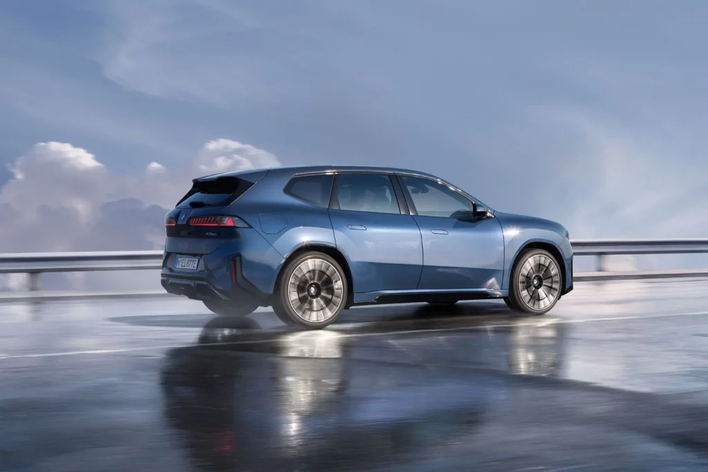 BMW IX3 15 Motor16